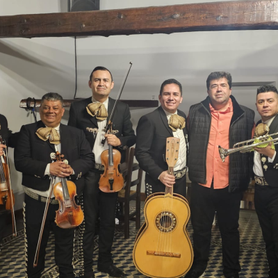Mariachi-mexicano-madrid-contratar-en-madrid-profesionales-musica-mexicana-los-mejores-1